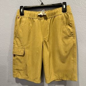 Boys Tommy Hilfiger Shorts size L (16/18)